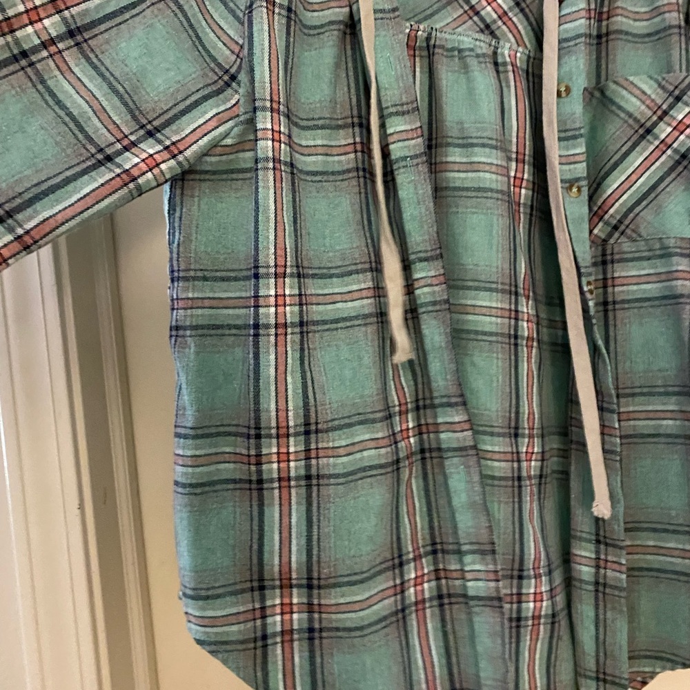 Hooded flannel - Picture 2 of 4